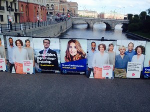 In fall 2014, candidates from several different political parties campaigned for seats in the Swedish Parliament and Stockholm Municipal Assembly.